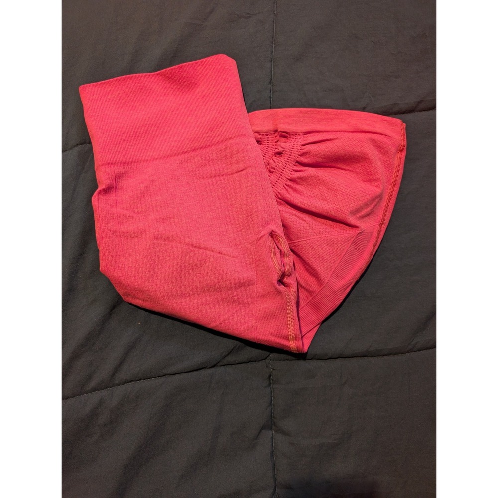 Lululemon In The Flow Capri Leggings Pink Ruched Cropped Athletic Women - Size 8